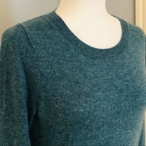 J Crew Everyday Cashmere Crewneck Sweater